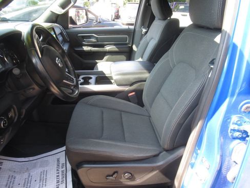 Used 2021 RAM 1500 Big Horn AWD/4WD image 18