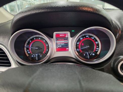 Used 2020 Dodge Journey SE FWD image 18