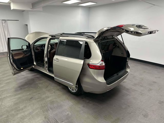 Used 2017 Toyota Sienna Limited Premium w/ Protection Package AWD/4WD image 16