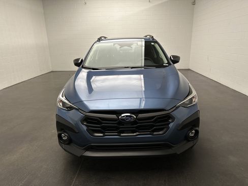 Used 2024 Subaru Crosstrek 2.0i Premium AWD/4WD image 3