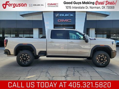 New 2026 GMC Sierra 2500 AT4X AWD/4WD image 2