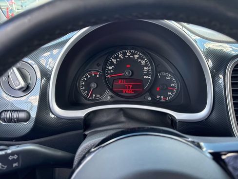 Used 2012 Volkswagen Beetle 2.0T FWD image 12