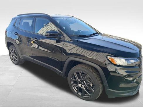 New 2026 Jeep Compass Limited image 7