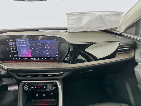 New 2025 Audi Q5 Premium Plus image 20