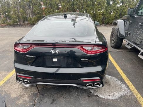 Used 2019 Kia Stinger Base image 4