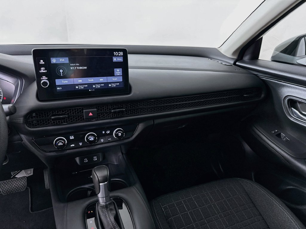 Certified 2026 Honda HR-V LX image 20