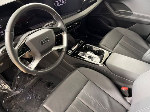 Used 2025 Audi Q6 e-tron Premium w/ Convenience Package RWD image 9