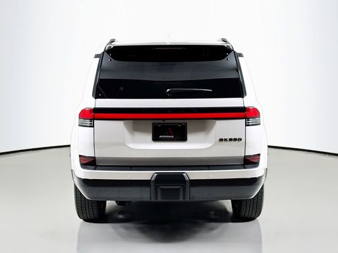 Used 2025 Lexus GX 550 w/ Accessory Package (2T) image 6