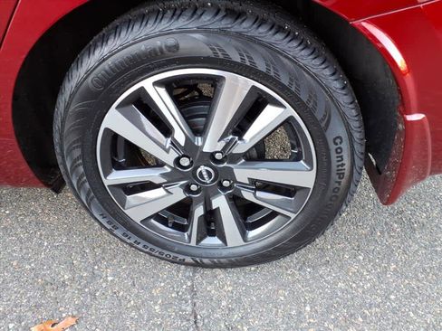 Certified 2024 Nissan Versa SV w/ Trunk Package image 9