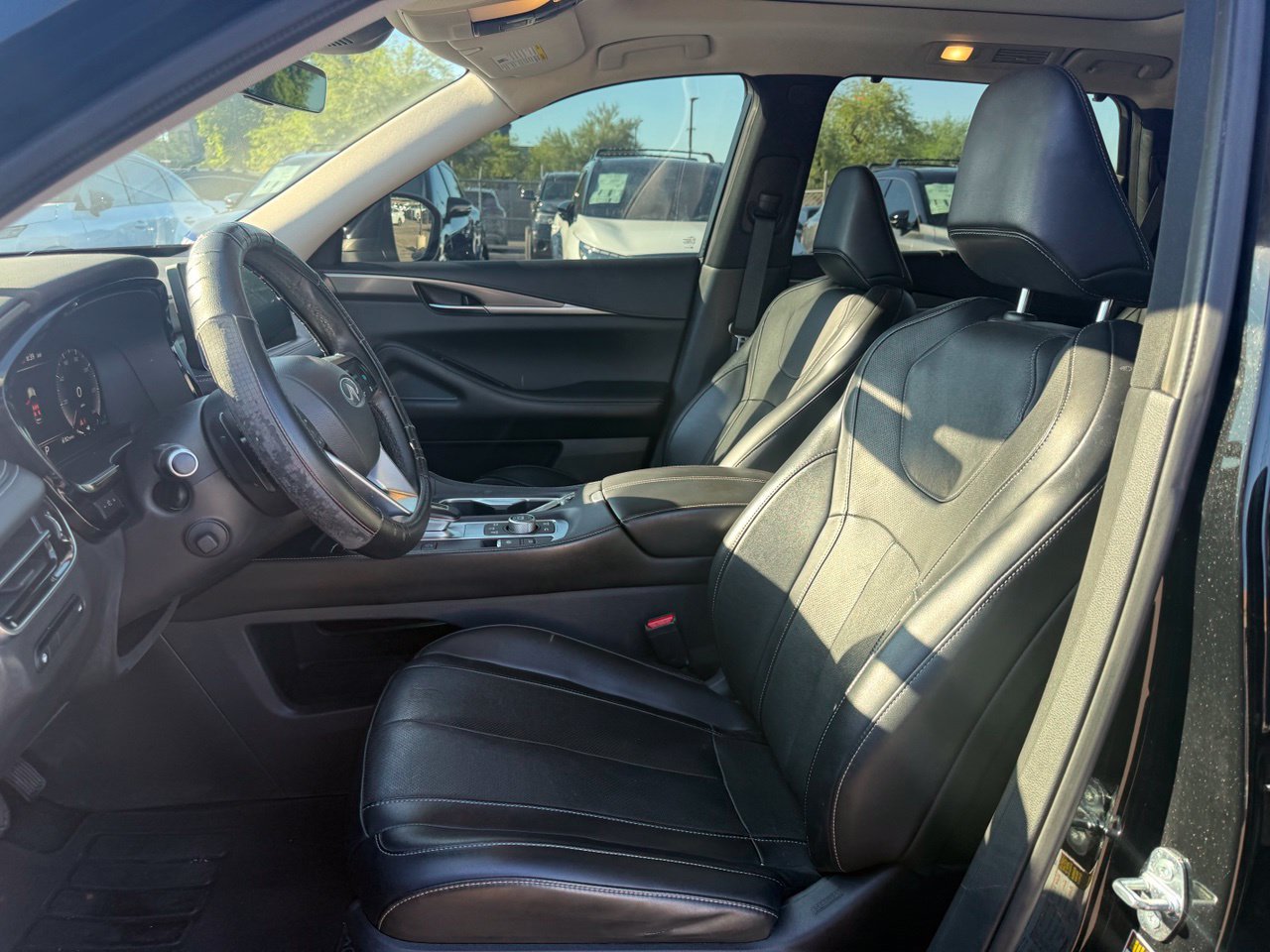 Certified 2023 INFINITI QX60 Luxe FWD image 12