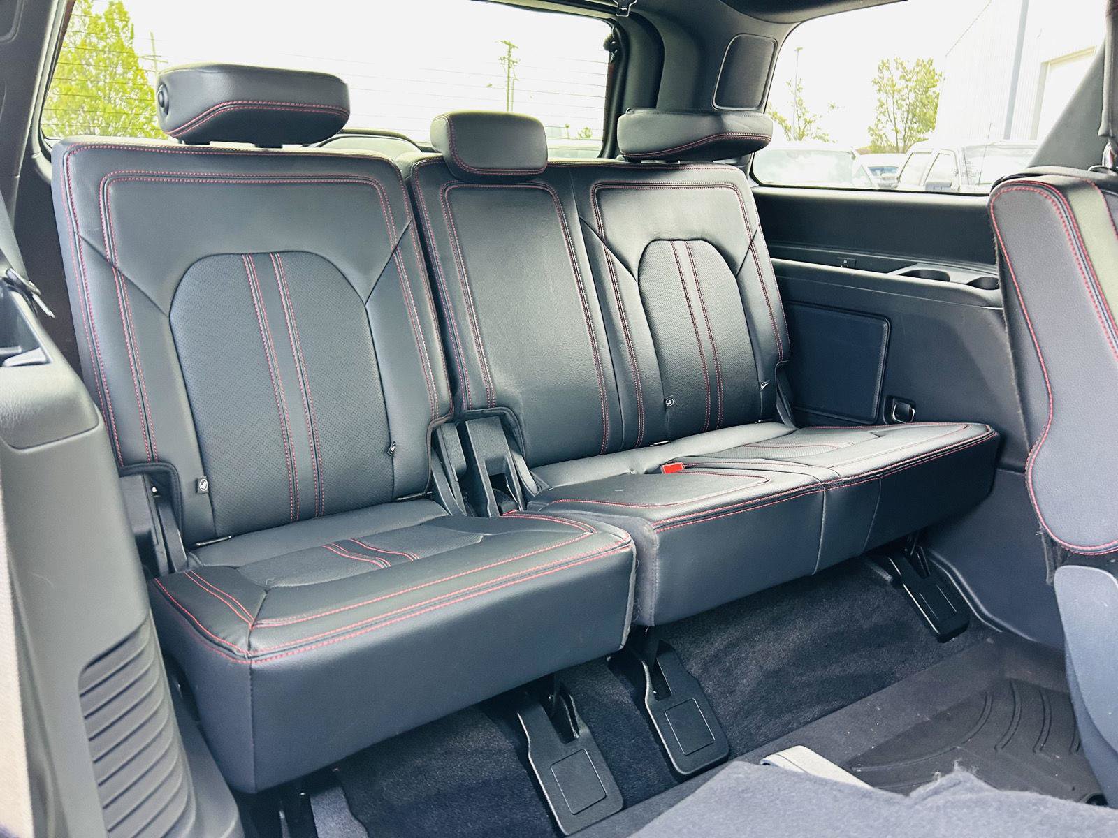 Used 2023 Ford Expedition Limited AWD/4WD image 40