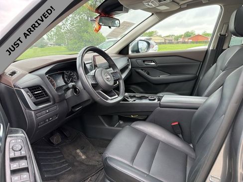 Certified 2023 Nissan Rogue SV w/ SV Premium B Package image 10