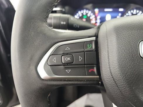 Certified 2024 Jeep Compass Limited image 17