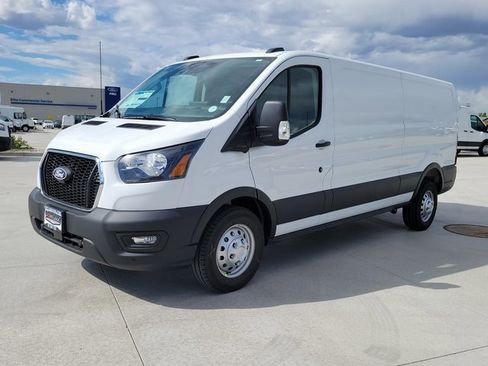 New 2026 Ford Transit 250 Low Roof AWD image 4
