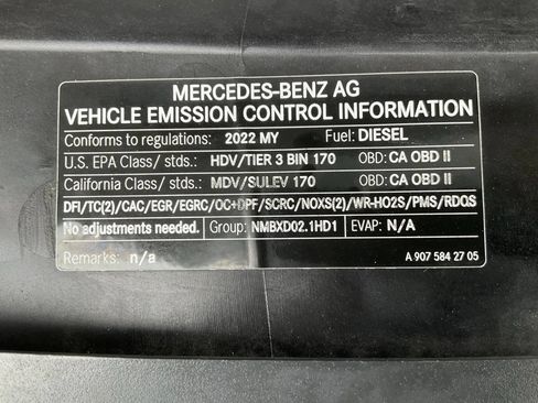 Used 2022 Mercedes-Benz Sprinter 2500 image 12