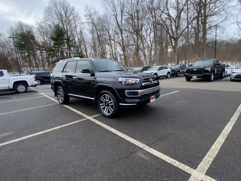 Used 2024 Toyota 4Runner Limited image 6