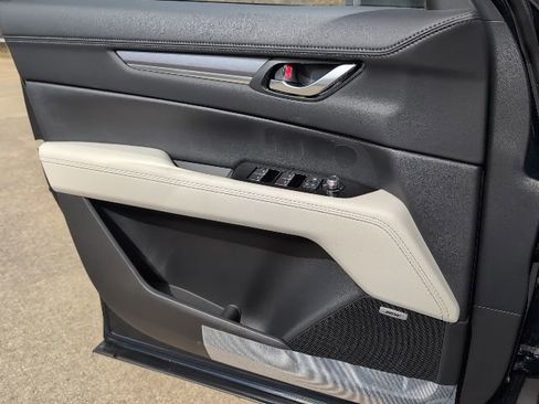 New 2025 MAZDA CX-5 AWD 2.5 S w/ Premium Plus Pkg image 17