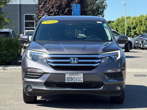 Used 2018 Honda Pilot Touring image 9