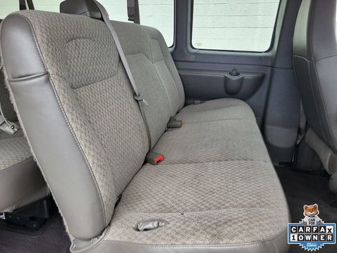 Used 2025 Chevrolet Express 3500 LT w/ LT Preferred Equipment Group RWD image 11