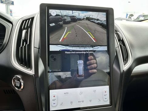 Certified 2024 Ford Edge SEL AWD/4WD image 16