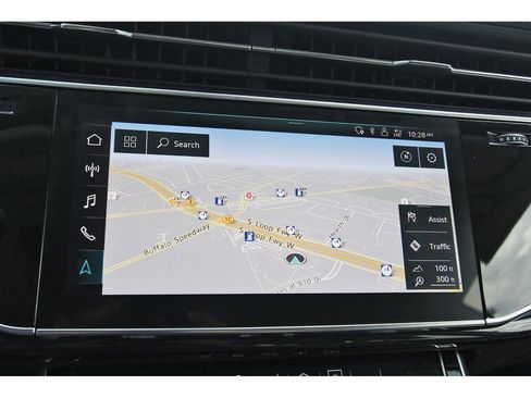 Used 2019 Audi Q8 Premium Plus w/ Premium Plus AWD/4WD image 23