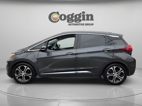 Used 2019 Chevrolet Bolt Premier w/ Infotainment Package image 2
