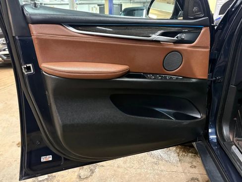 Used 2017 BMW X5 xDrive50i image 26