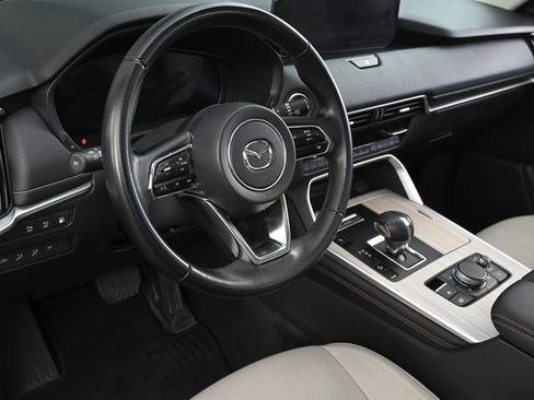 Used 2024 MAZDA CX-90 Plug-In Hybrid w/ Premium Pkg image 10