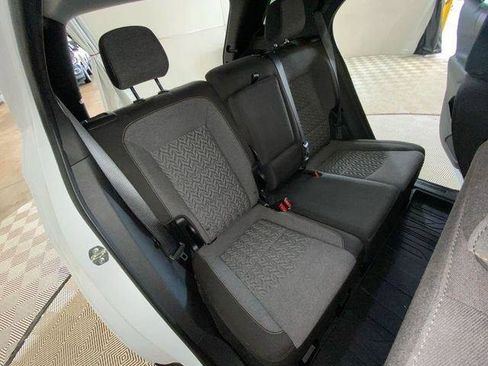 Used 2023 Chevrolet Equinox LT FWD image 12