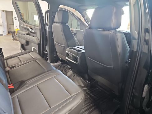 Used 2024 GMC Sierra 1500 Elevation w/ Elevation Premium Package AWD/4WD image 11