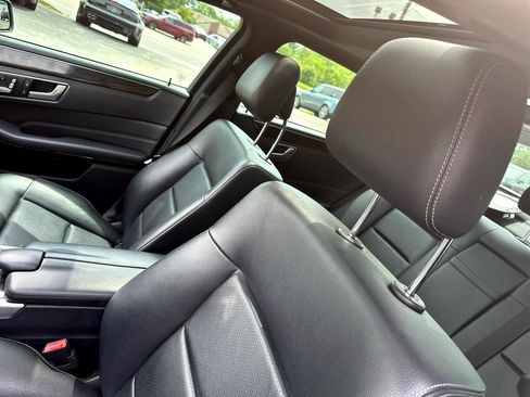 Used 2014 Mercedes-Benz E 350 Sedan w/ Premium 1 Package image 9