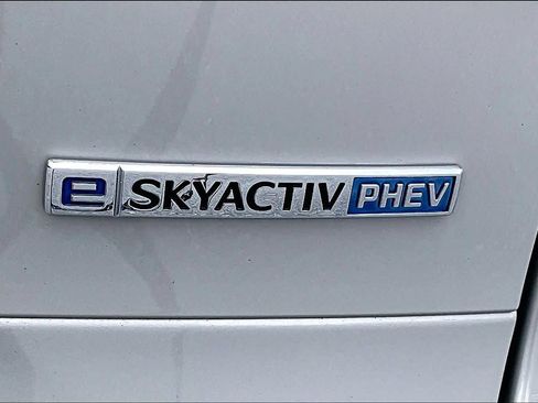 Used 2024 MAZDA CX-90 Plug-In Hybrid w/ Preferred AWD/4WD image 10