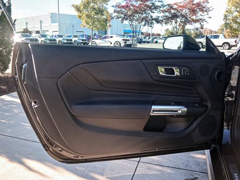 Used 2024 Ford Mustang GT Premium image 14
