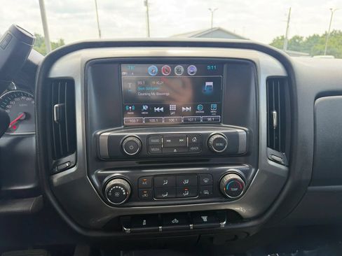 Used 2018 Chevrolet Silverado 2500 LT AWD/4WD image 26