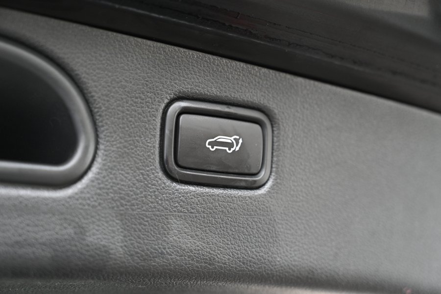 Used 2020 Hyundai Tucson Ultimate w/ Cargo Package AWD/4WD image 22