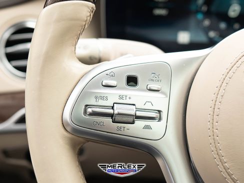 Used 2019 Mercedes-Benz S 560 Sedan image 24
