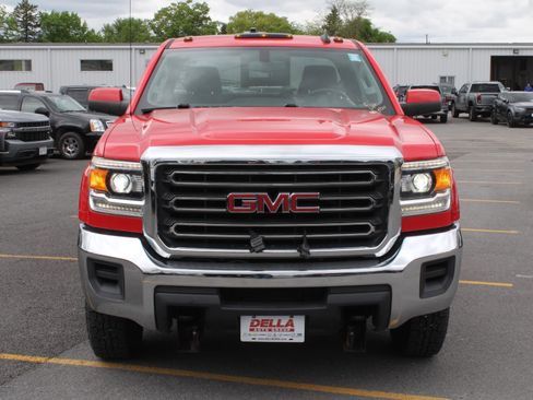 Used 2017 GMC Sierra 2500 SLE w/ SLE Convenience Package AWD/4WD image 2