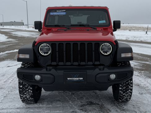 Used 2022 Jeep Wrangler Unlimited Sport image 31