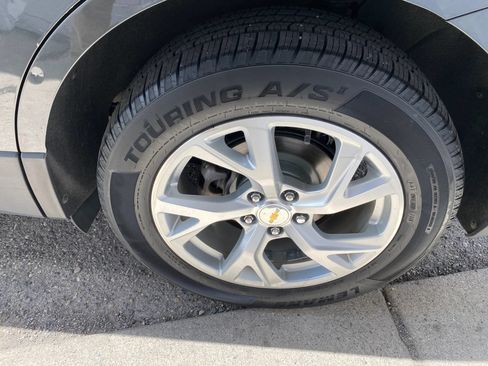 Used 2018 Chevrolet Equinox LT AWD/4WD image 28
