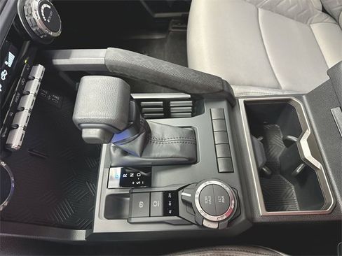 Used 2024 Toyota Tacoma SR5 image 20