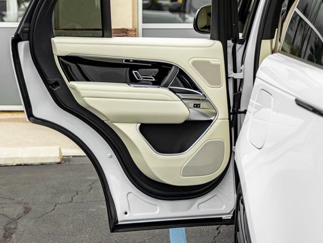 New 2026 Land Rover Range Rover SE AWD/4WD image 20