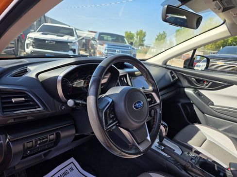 Used 2018 Subaru Crosstrek 2.0i Premium w/ Popular Package #2 AWD/4WD image 8