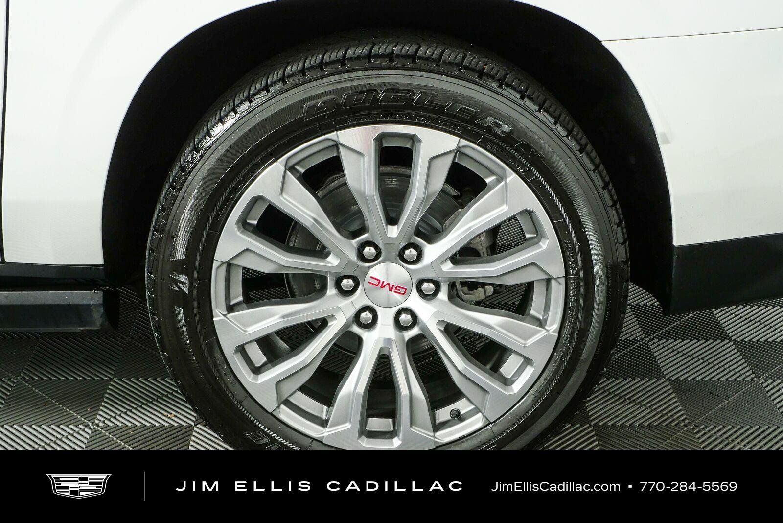 Used 2023 GMC Yukon XL Denali w/ Denali Reserve Package AWD/4WD image 41
