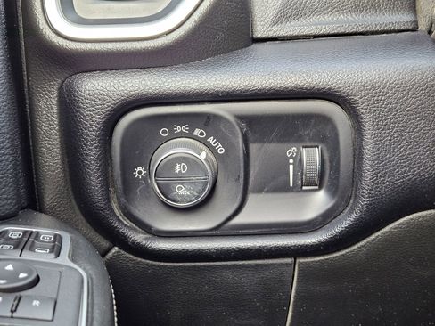 Used 2024 RAM 3500 Big Horn image 25