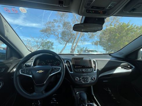 Used 2024 Chevrolet Malibu LT FWD image 34