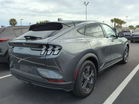 Used 2021 Ford Mustang Mach-E Select image 9