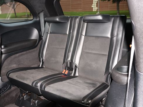 Used 2018 Dodge Durango GT RWD image 25