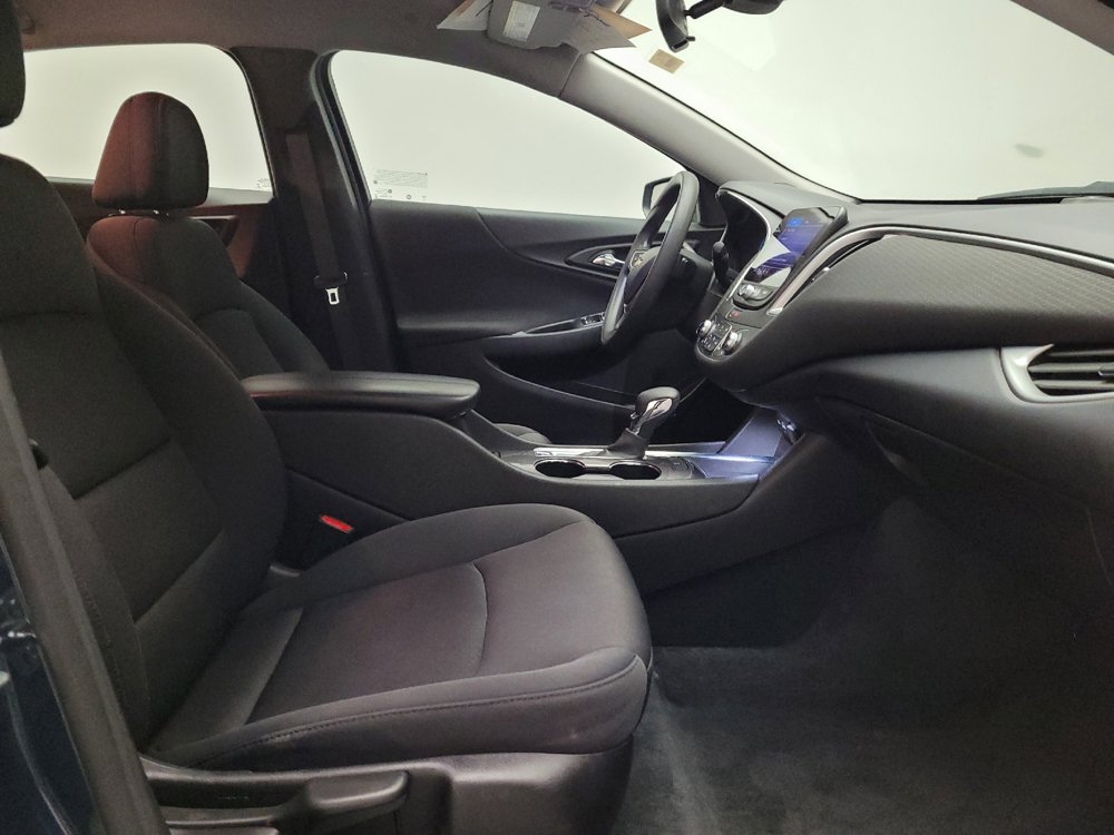 Used 2022 Chevrolet Malibu LT FWD image 21