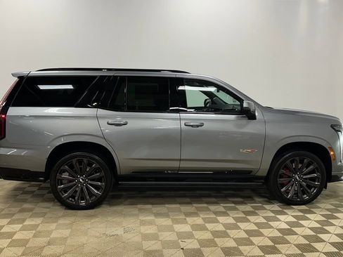 Used 2025 Cadillac Escalade V image 4