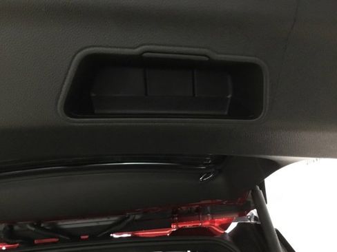 New 2026 Chevrolet Suburban RST image 52